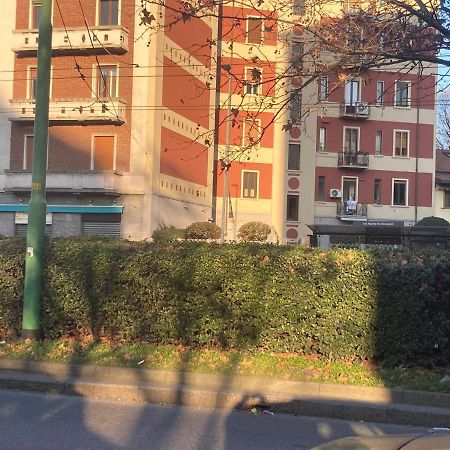 City House Viale Murillo Apartment Milan Luaran gambar