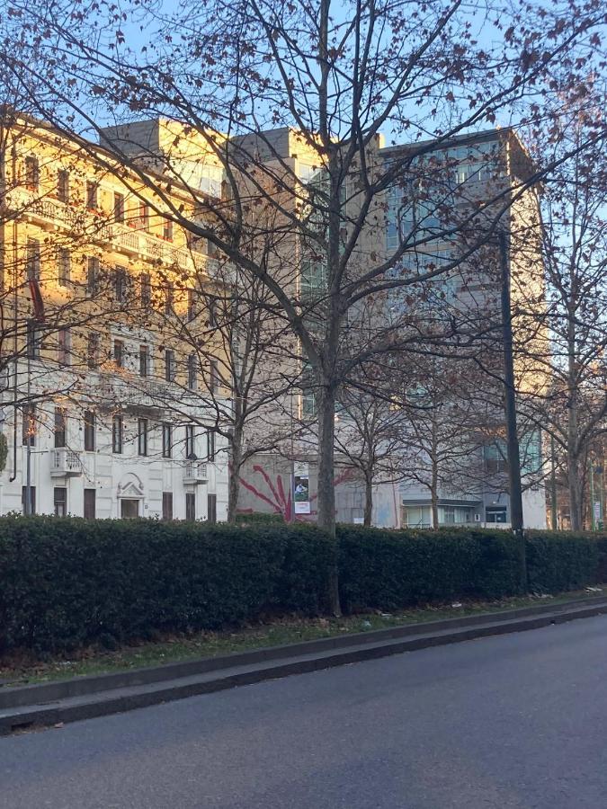 City House Viale Murillo Apartment Milan Luaran gambar