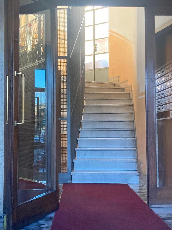 City House Viale Murillo Apartment Milan Luaran gambar